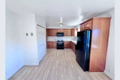 709 W 800 S, Salem, UT 84653 - Photo 4