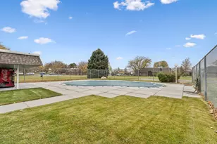 24 W Lester Ave, Murray, UT 84107 - Photo 22