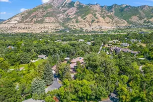 6003 S Oakhill Dr, Holladay, UT 84121 - Photo 2