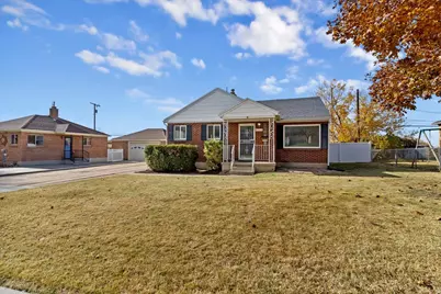 5345 S 2425 W, Roy, UT 84067 - Photo 8