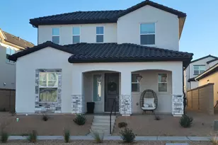 663 W Green Mountain Dr, Saint George, UT 84790 - Photo 2