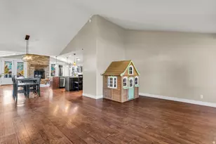 9284 S 3550 W, Payson, UT 84651 - Photo 14