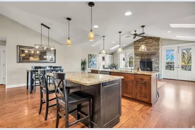 9284 S 3550 W, Payson, UT 84651 - Photo 10