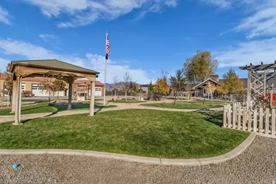 9284 S 3550 W, Payson, UT 84651 - Photo 30