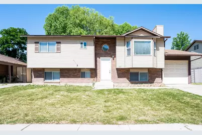 1980 S 200 E, Clearfield, UT 84015 - Photo 1