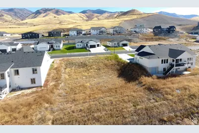 641 S 1080 E #44, Smithfield, UT 84335 - Photo 2