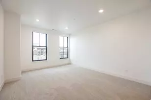 2250 E Murray Holladay Rd, Holladay, UT 84117 - Photo 10