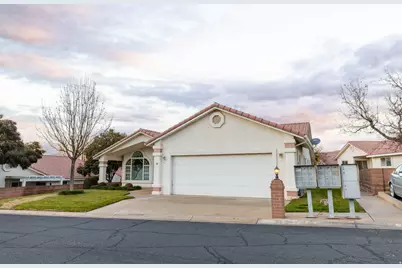 2045 S 1400 St E #14, Saint George, UT 84790 - Photo 2