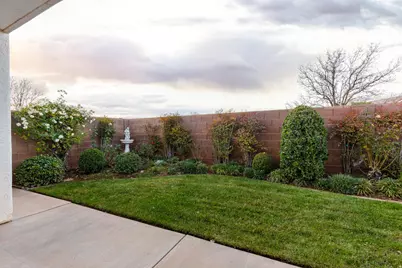 2045 S 1400 St E #14, Saint George, UT 84790 - Photo 26