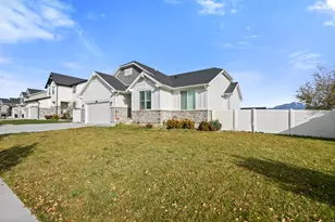 7493 S Lace Wood Dr W, West Jordan, UT 84084 - Photo 38