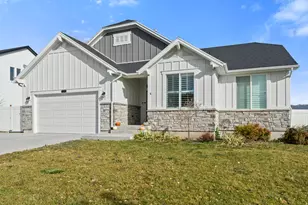 7493 S Lace Wood Dr W, West Jordan, UT 84084 - Photo 2