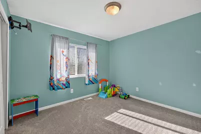 7143 W 8130 S, West Jordan, UT 84081 - Photo 28