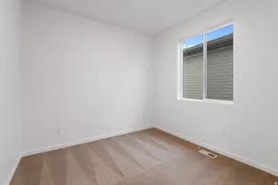 1302 E 1670 N, Payson, UT 84651 - Photo 10