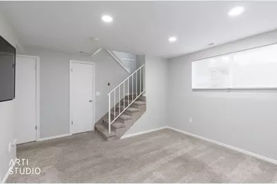 111 Center St E #3B, Clearfield, UT 84015 - Photo 6