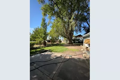 1035 W Main St, Lehi, UT 84043 - Photo 12