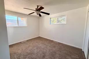 482 Vickie Ln, Clearfield, UT 84015 - Photo 10