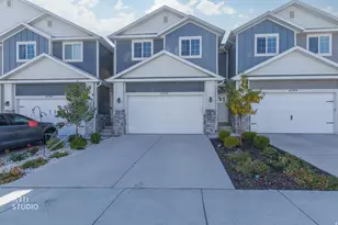 4758 E Hidden Loop Rd, Eagle Mountain, UT 84005 - Photo 2