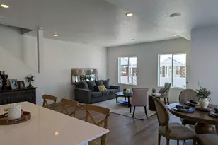 781 N Pheasantbrook Dr, Centerville, UT 84014 - Photo 4