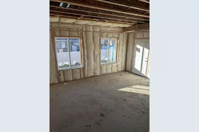 781 N Pheasantbrook Dr, Centerville, UT 84014 - Photo 14