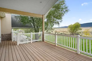 9141 N Canyon Wash Dr, Eagle Mountain, UT 84005 - Photo 8