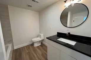 552 E Chelsea Dr, Bountiful, UT 84010 - Photo 2