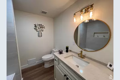 552 E Chelsea Dr, Bountiful, UT 84010 - Photo 14
