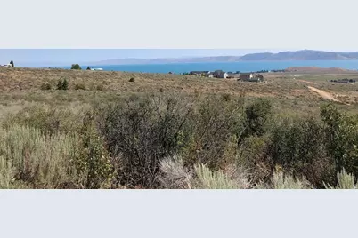 3212 S Snowshoe Cir #41, Garden City, UT 84028 - Photo 8