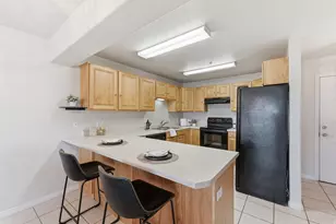 1245 E Privet Dr S, Cottonwood Heights, UT 84121 - Photo 6