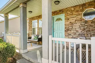 5031 W Greenstreak Dr S, Riverton, UT 84096 - Photo 4