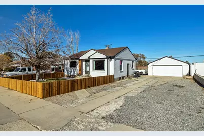 433 E 100 S, Tooele, UT 84074 - Photo 2