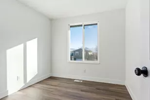4946 S Buster St, Kearns, UT 84118 - Photo 8