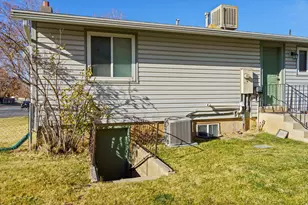 1214 N 700 W, Clinton, UT 84015 - Photo 24