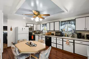 9888 S 475 E, Sandy, UT 84070 - Photo 12