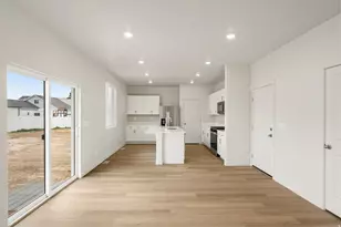 933 N 200 E, Santaquin, UT 84655 - Photo 12