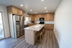 653 S Willow Park, Lehi, UT 84043 - Photo 6