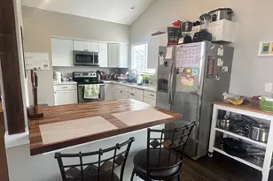 512 E Larchwood Dr, Midvale, UT 84047 - Photo 6