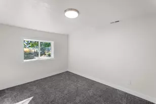 152 N 200 W, Tooele, UT 84074 - Photo 20