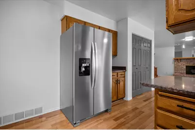 146 S Coleman St, Tooele, UT 84074 - Photo 8