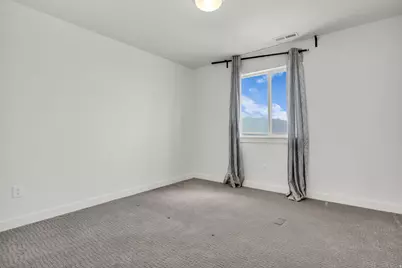 2468 N Paintbrush Dr, Saratoga Springs, UT 84045 - Photo 26