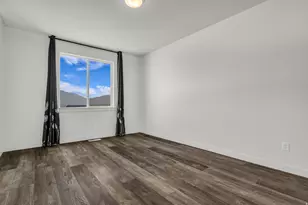 2468 N Paintbrush Dr, Saratoga Springs, UT 84045 - Photo 14