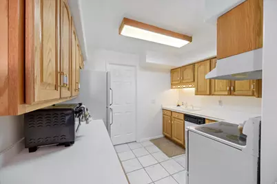 1937 E Wasatch Blvd, Sandy, UT 84092 - Photo 24