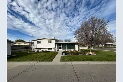 1927 W Kirkham Way, Taylorsville, UT 84129 - Photo 1