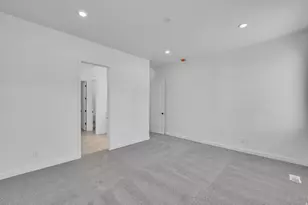 253 E Polaris Dr S, Saratoga Springs, UT 84045 - Photo 18