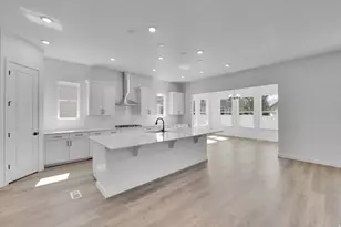 253 E Polaris Dr S, Saratoga Springs, UT 84045 - Photo 12