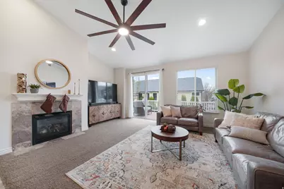 141 E Cottage Cv, Saratoga Springs, UT 84045 - Photo 2