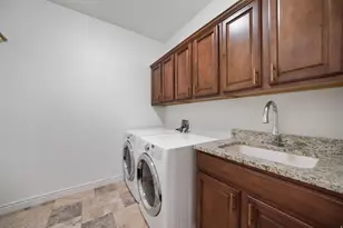 141 E Cottage Cove, Saratoga Springs, UT 84045 - Photo 14