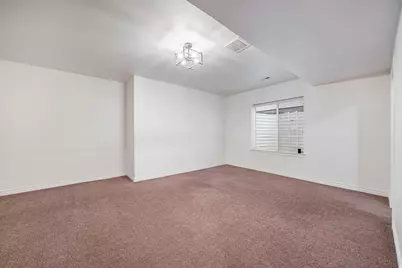 141 E Cottage Cv, Saratoga Springs, UT 84045 - Photo 20