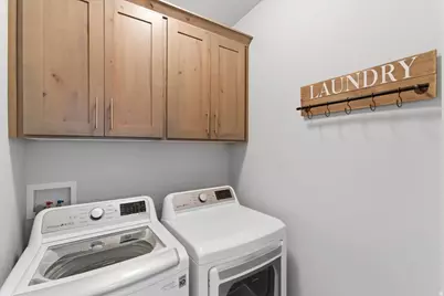 10117 S Glenmoor Dr W, South Jordan, UT 84009 - Photo 16