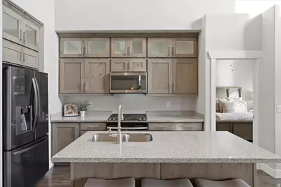 10117 S Glenmoor Dr W, South Jordan, UT 84009 - Photo 14