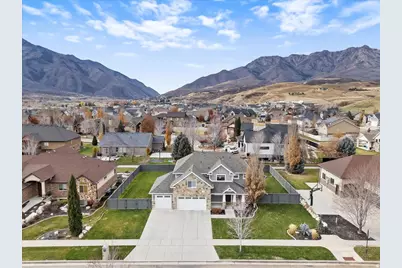 6043 N Lariat Ln, Mountain Green, UT 84050 - Photo 42